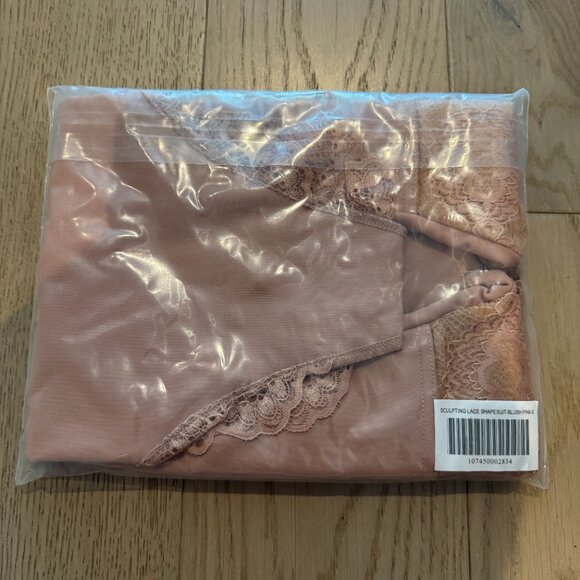 Pinsy Sculpting Lace Shapewear Bodysuit - Picture 6 of 6